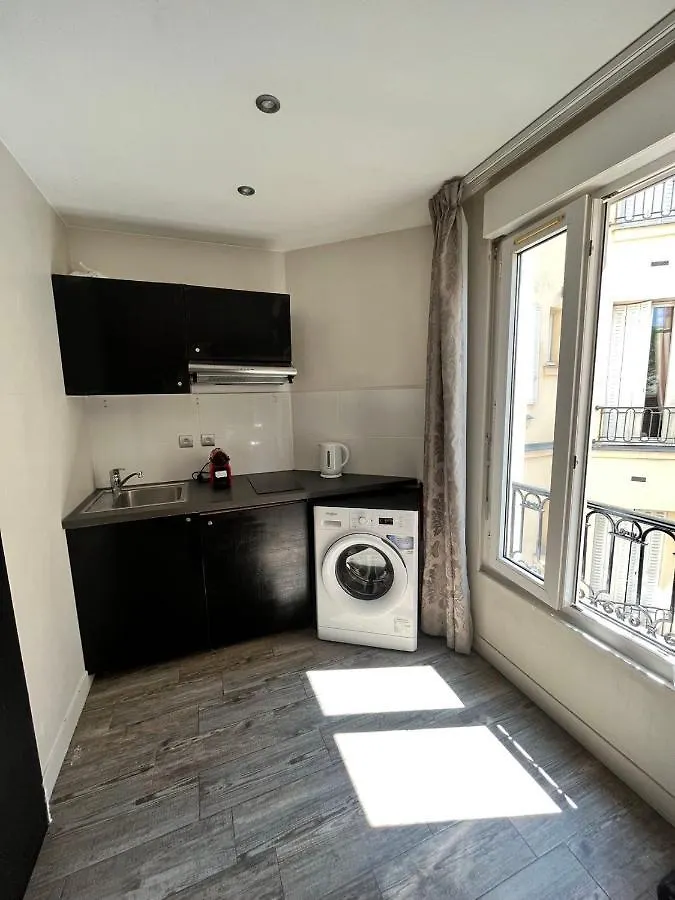 Studio & Tour Eiffel & Champ Mars Apartment Paris